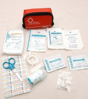 francisco Anuncios nauticos en Recoleta |  BOTIQUIN DE VIAJE Y TODO TIPO DE USOS, EMPRESAS Y VEHICULOS, MINI TRAVEL ROJO, EL BOTIQUIN MAS EQUIPADO DEL MERCADO, WWW.VENTASBOTIQUINE