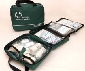 francisco Anuncios nauticos en Recoleta |  BOTIQUINES PARA EMPRESAS Y VEHICULOS EQUIPADOS star metal-star blue-starred, BOTIQUIN ABS 21X14X8 COMPLETO EQUIPO PRIMEROS AUXILIOS MALETA 10 PERSONAS